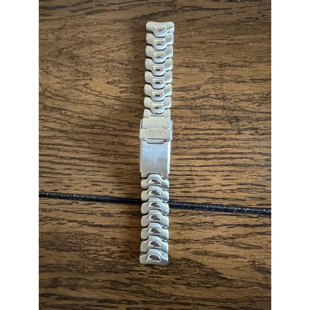 Citizen watch band